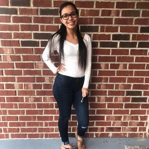 Meet your Posher, Lisa